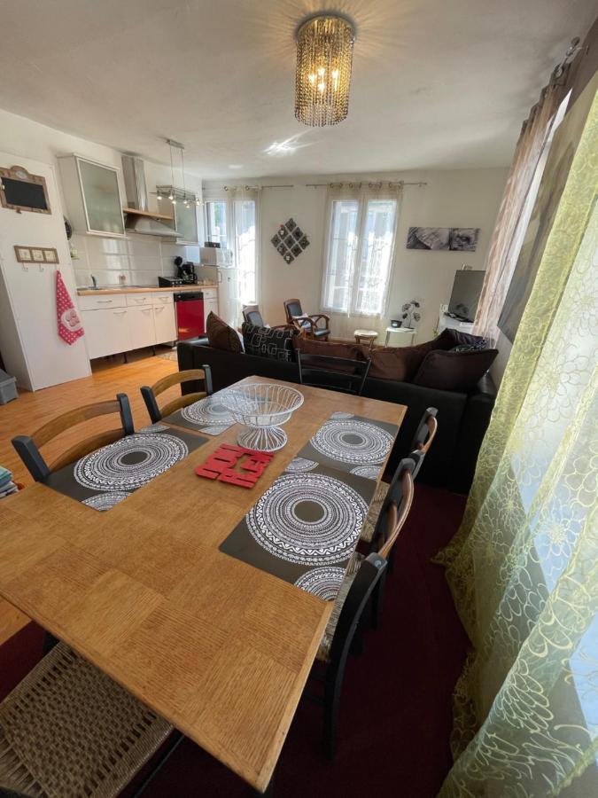 Duplex Apartment Beaumont-sur-Sarthe ภายนอก รูปภาพ