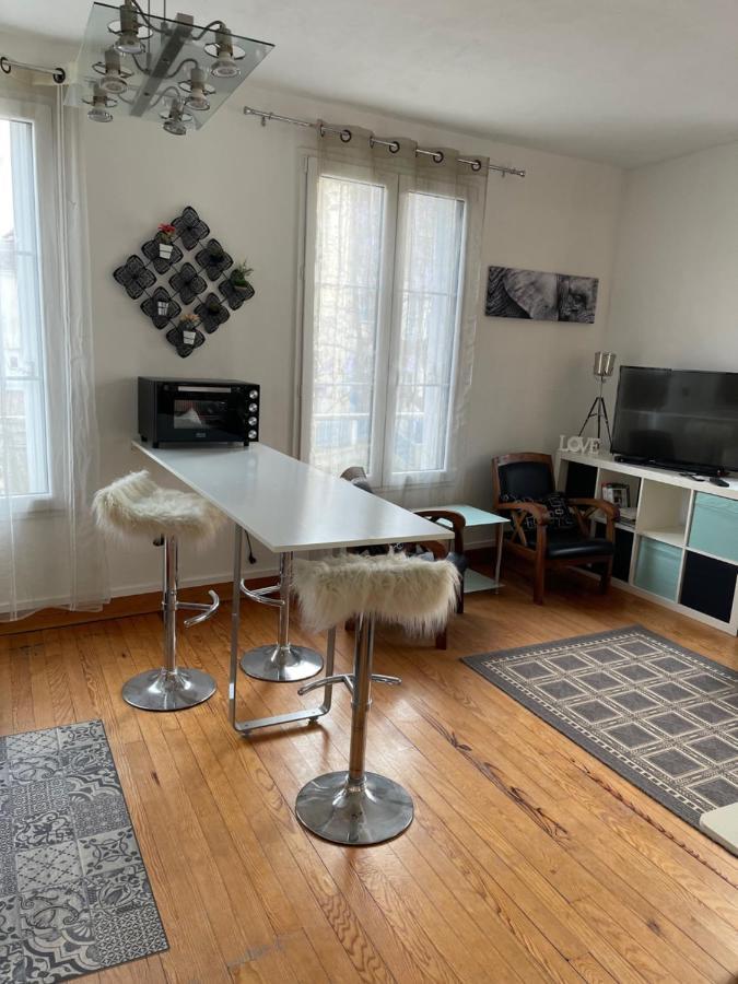 Duplex Apartment Beaumont-sur-Sarthe ภายนอก รูปภาพ